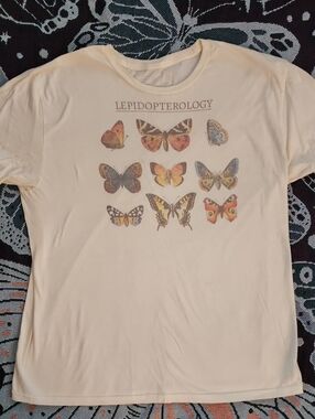 PacSun Oversized 'Lepidopterology' Butterfly Graphic Tee – Size Large